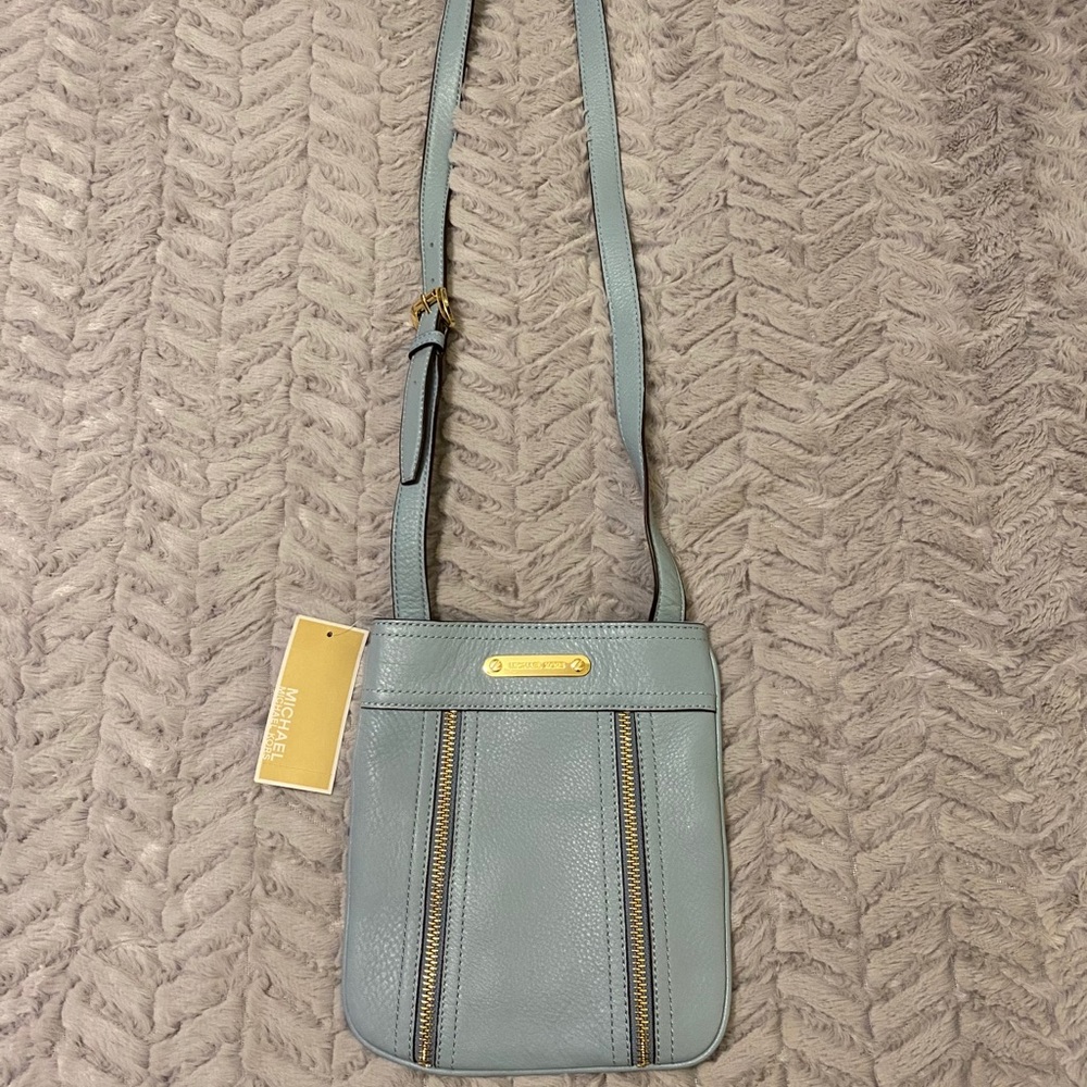Micheal Kors Leather crossbody
